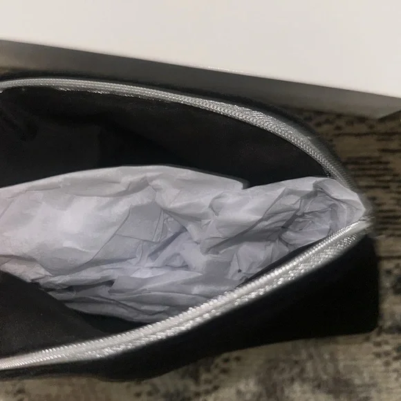 Dior Pouch - Picture 4 of 4